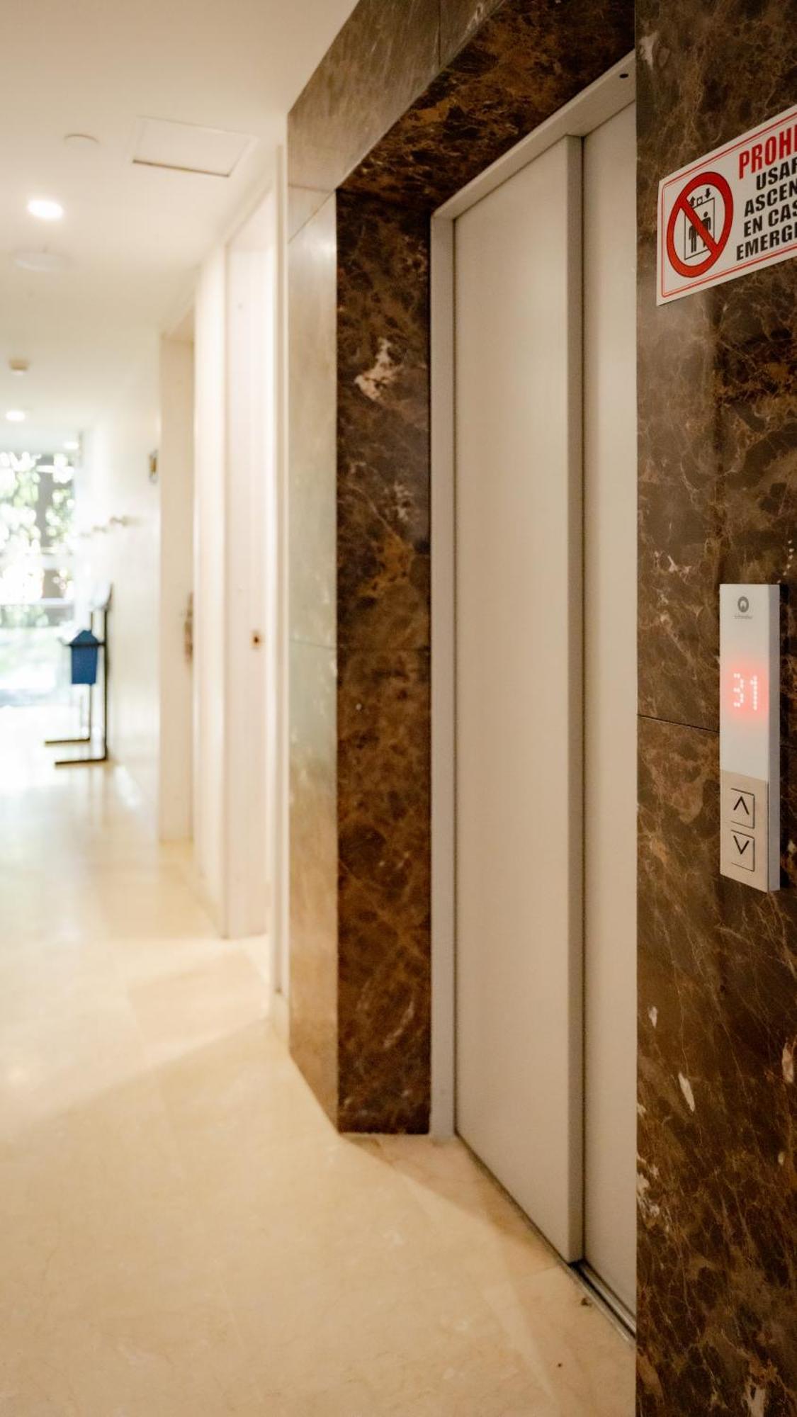 Hotel Madeiro Medellín Kültér fotó