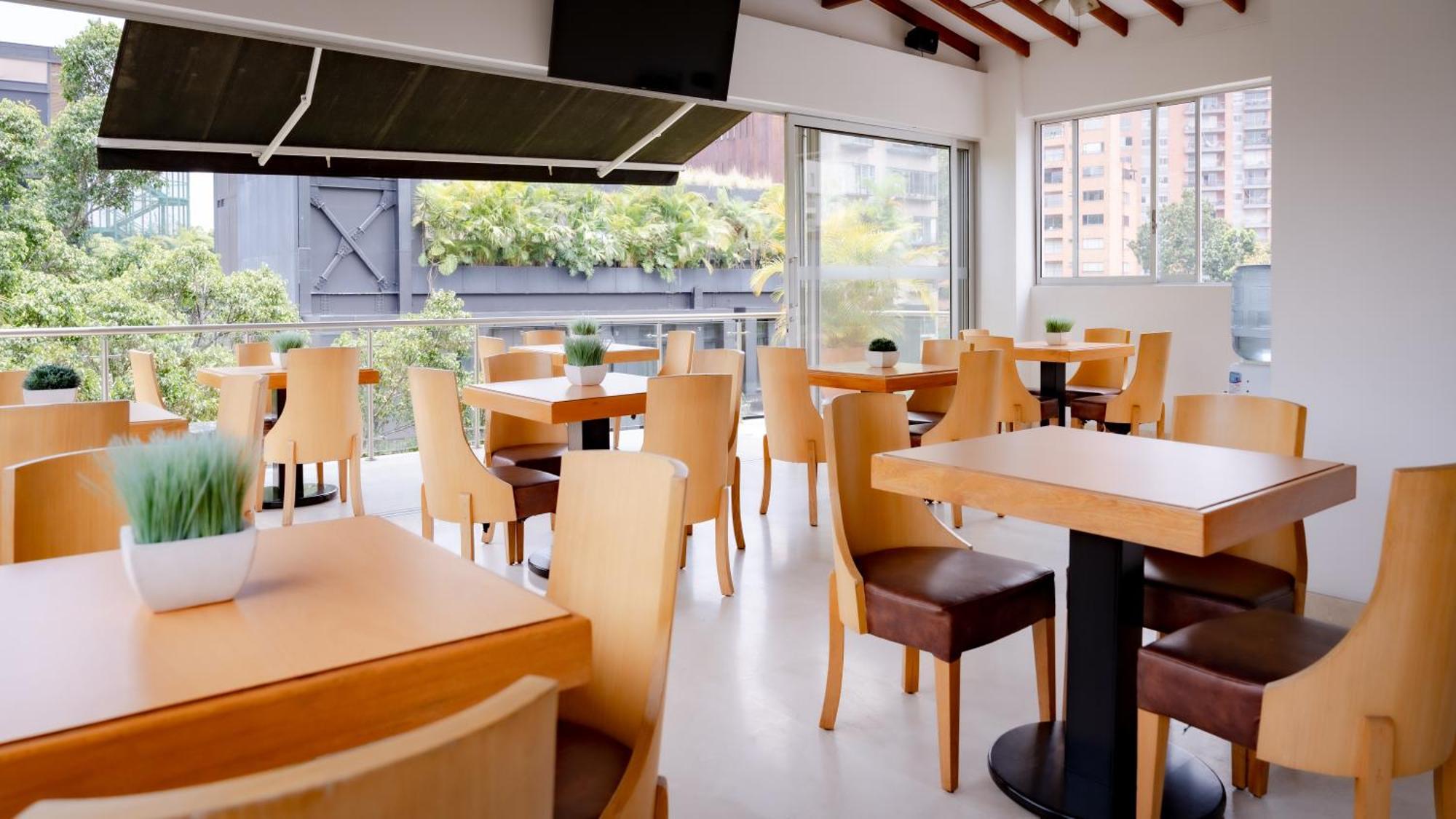 Hotel Madeiro Medellín Kültér fotó
