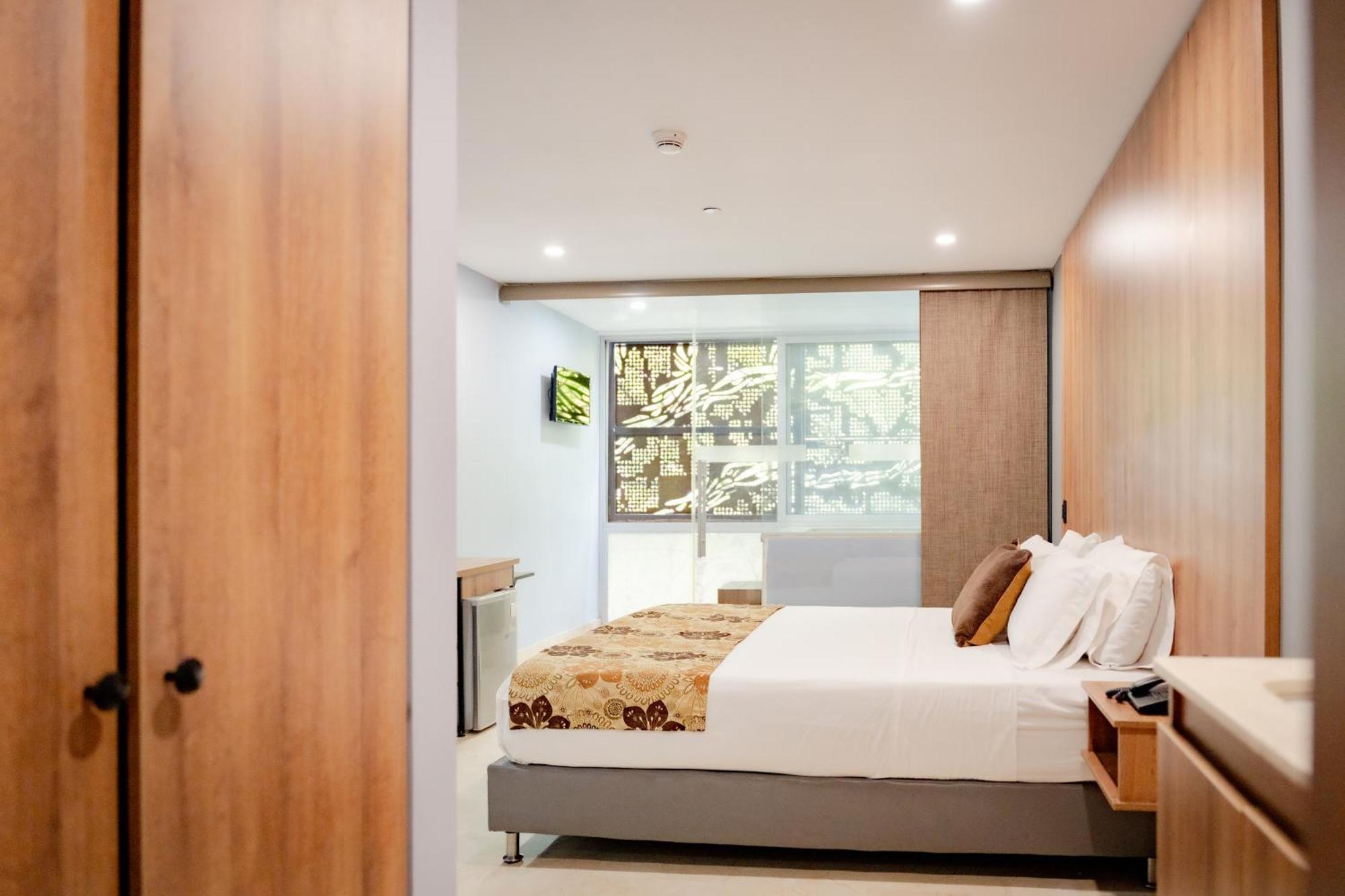 Hotel Madeiro Medellín Kültér fotó